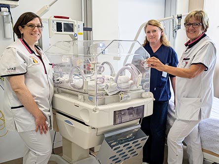 Vitaz neemt vernieuwde dienst Neonatologie in gebruik